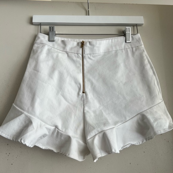 Zara Trafaluc White Frill Hem Shorts - Picture 5 of 7